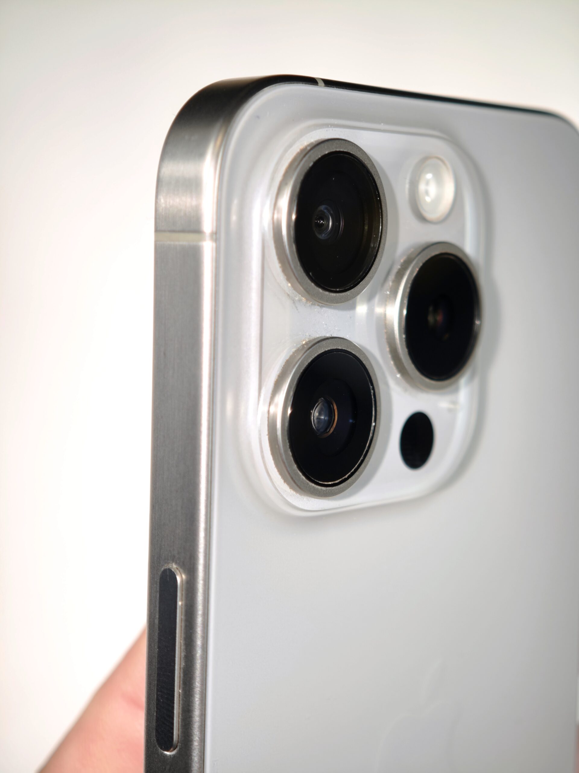 iPhone 15 Pro 128GB Titanium Natural (Semi Novo) - Imagem 3